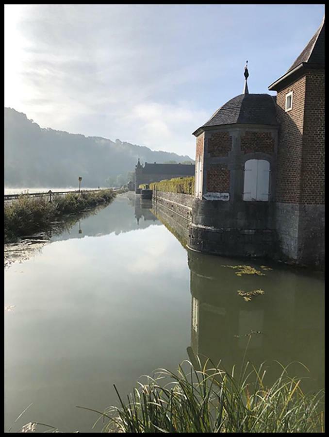 Een Thuis In De Condroz Waulsort ภายนอก รูปภาพ